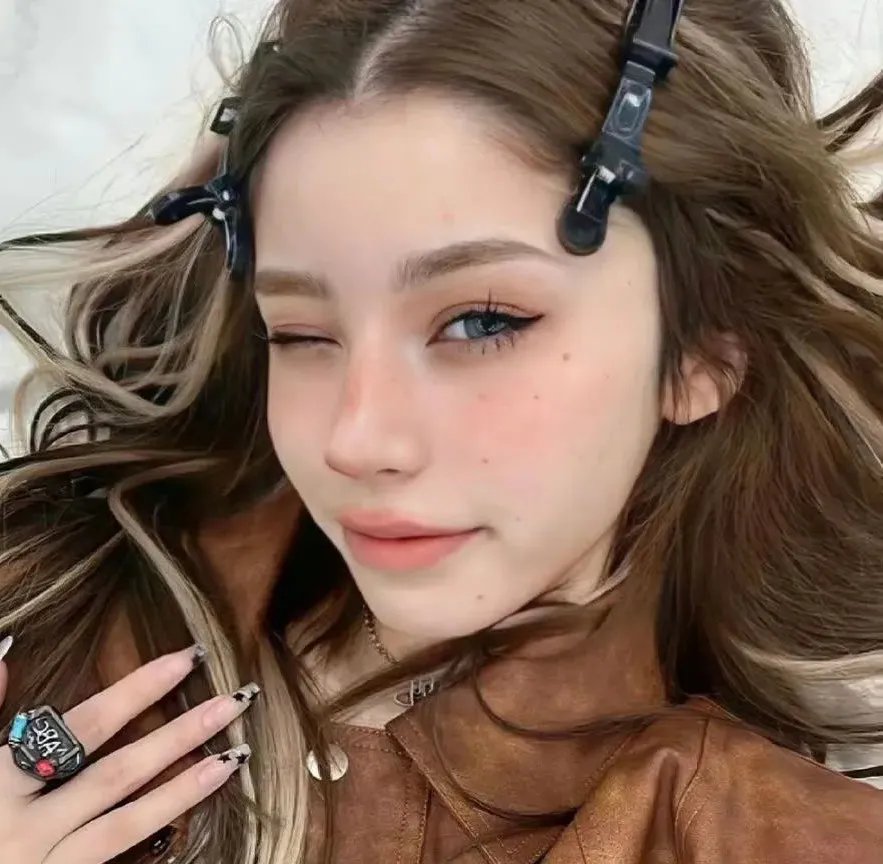 传闻中的陈芊芊